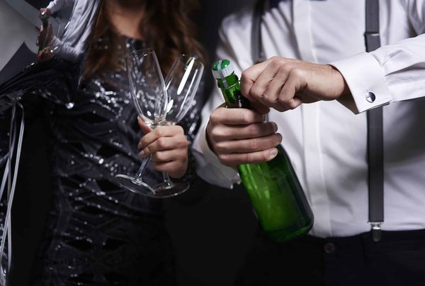 Quels sont les avantages d'inclure un silhouettiste pour rendre un événement mémorable ?