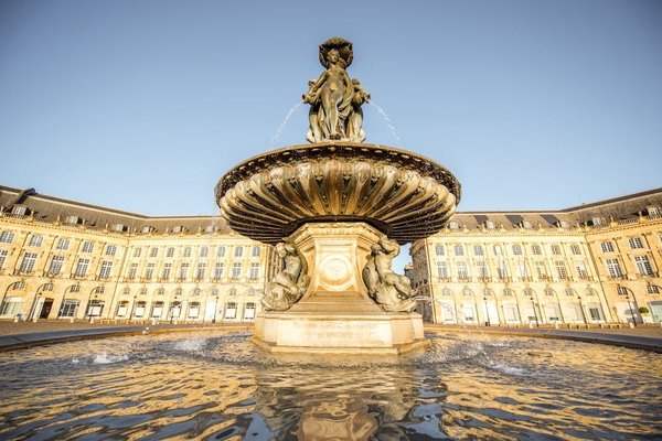 Vivre à Bordeaux : découvrez avant tout la ville