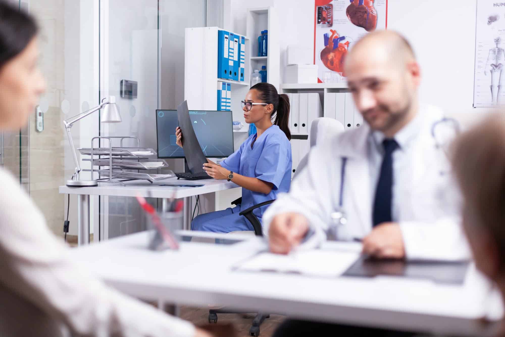 Les cliniques privées et les assurances santé : Comment ça marche ?
